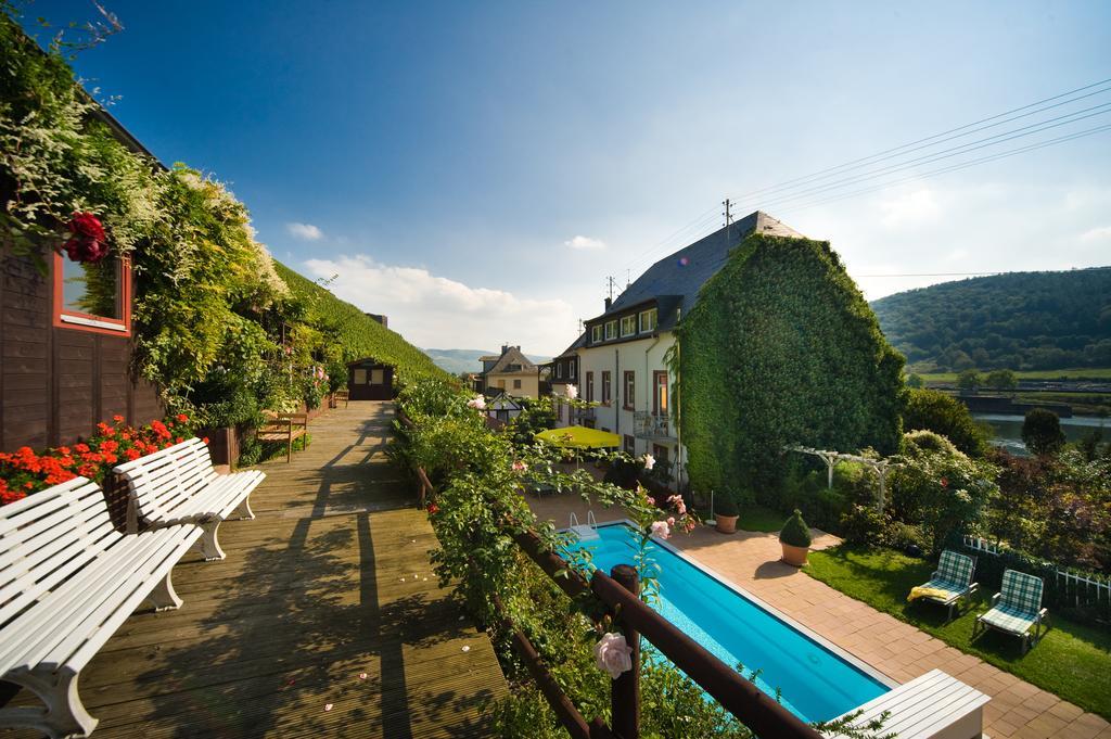 Hotel Winzerverein 젤틴겐라티그 외부 사진